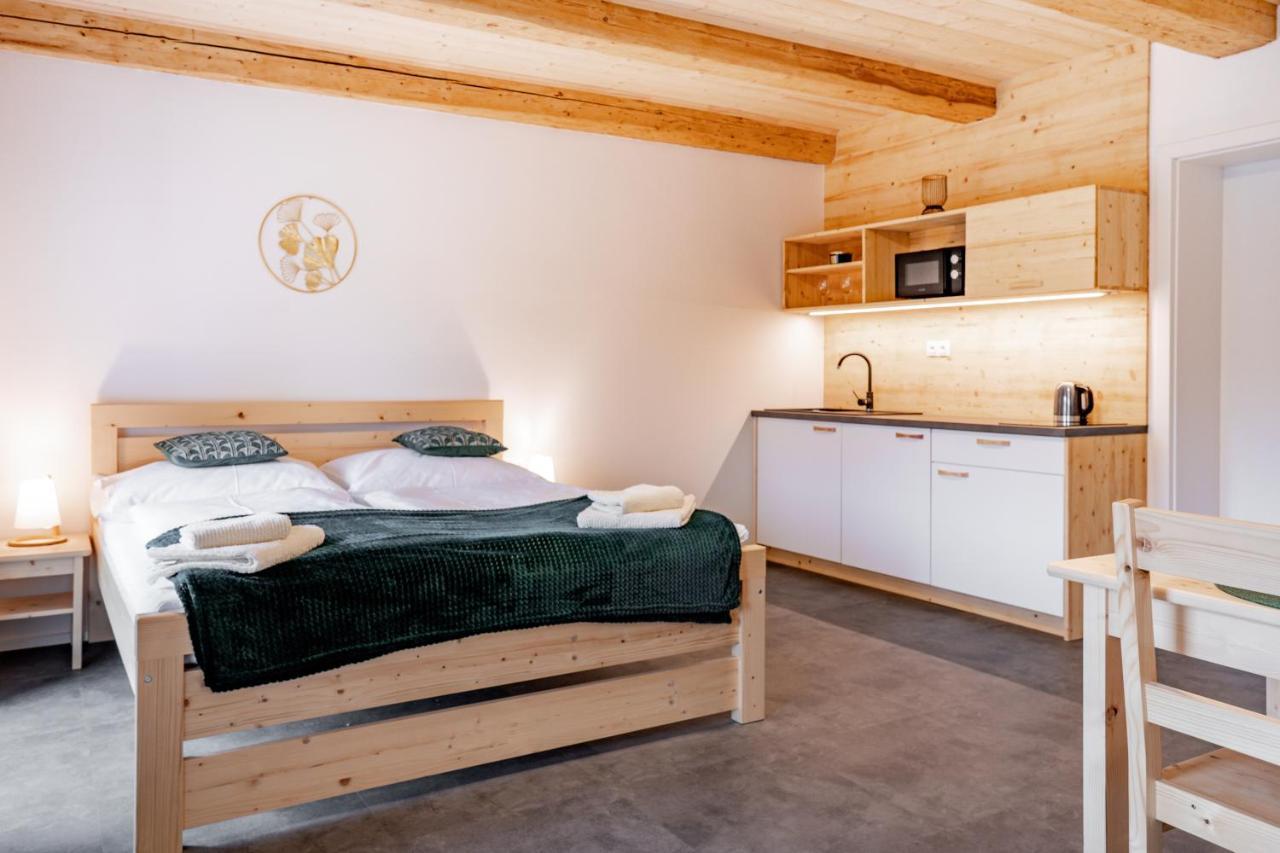 Apartmany None Branná 외부 사진
